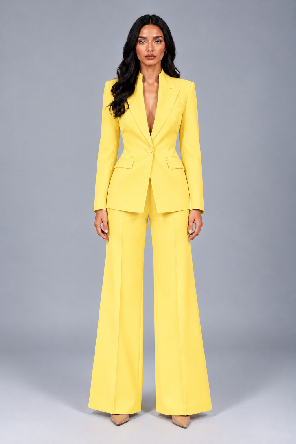 Faustina | Conjunto de Blazer Entallado y Pantalón Acampanado