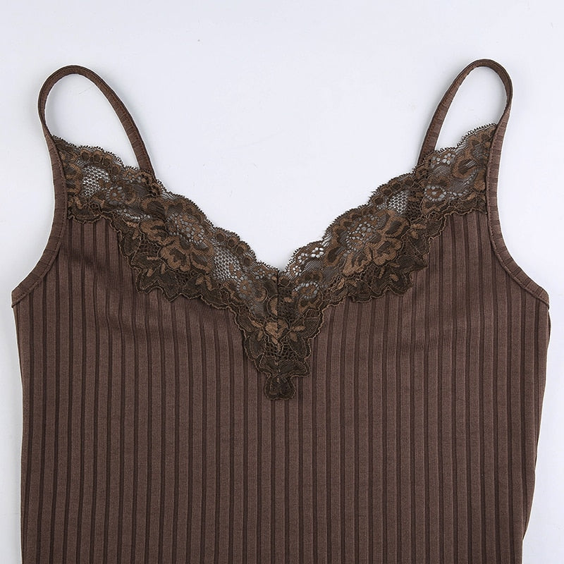 ADRIANA | BLUSA DE ENCAJE SIN MANGAS