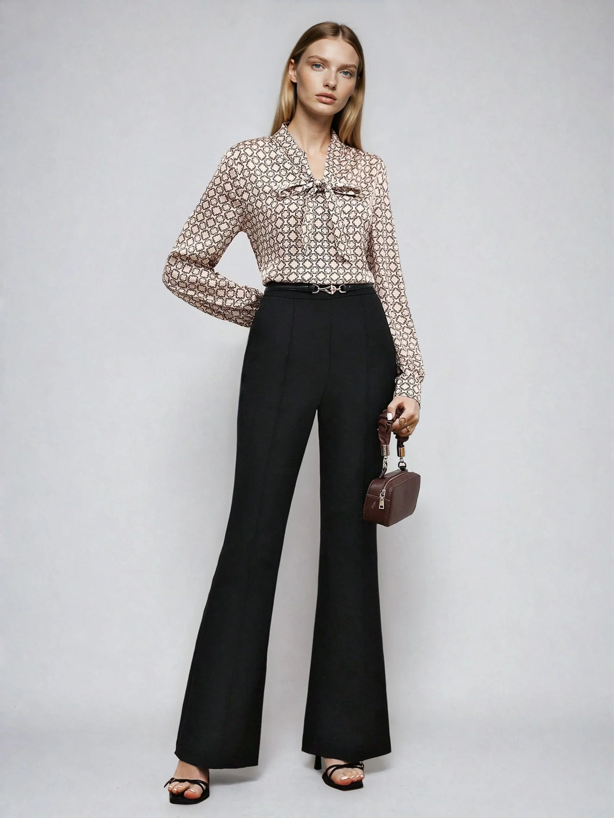 Blusa Estampada con Lazo al Cuello