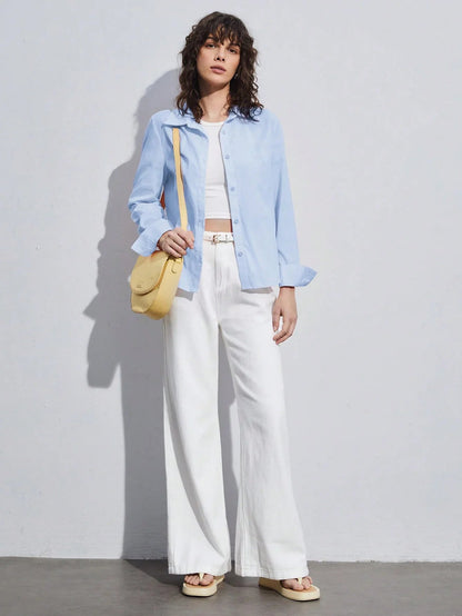 Camicia blu a maniche lunghe con collo alto