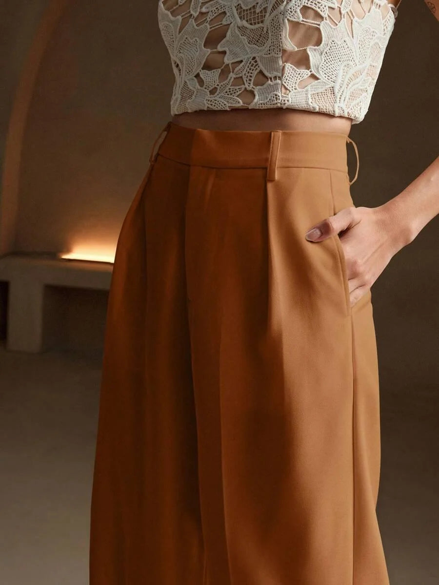 Wide-Leg Pleated Trousers with Zipper