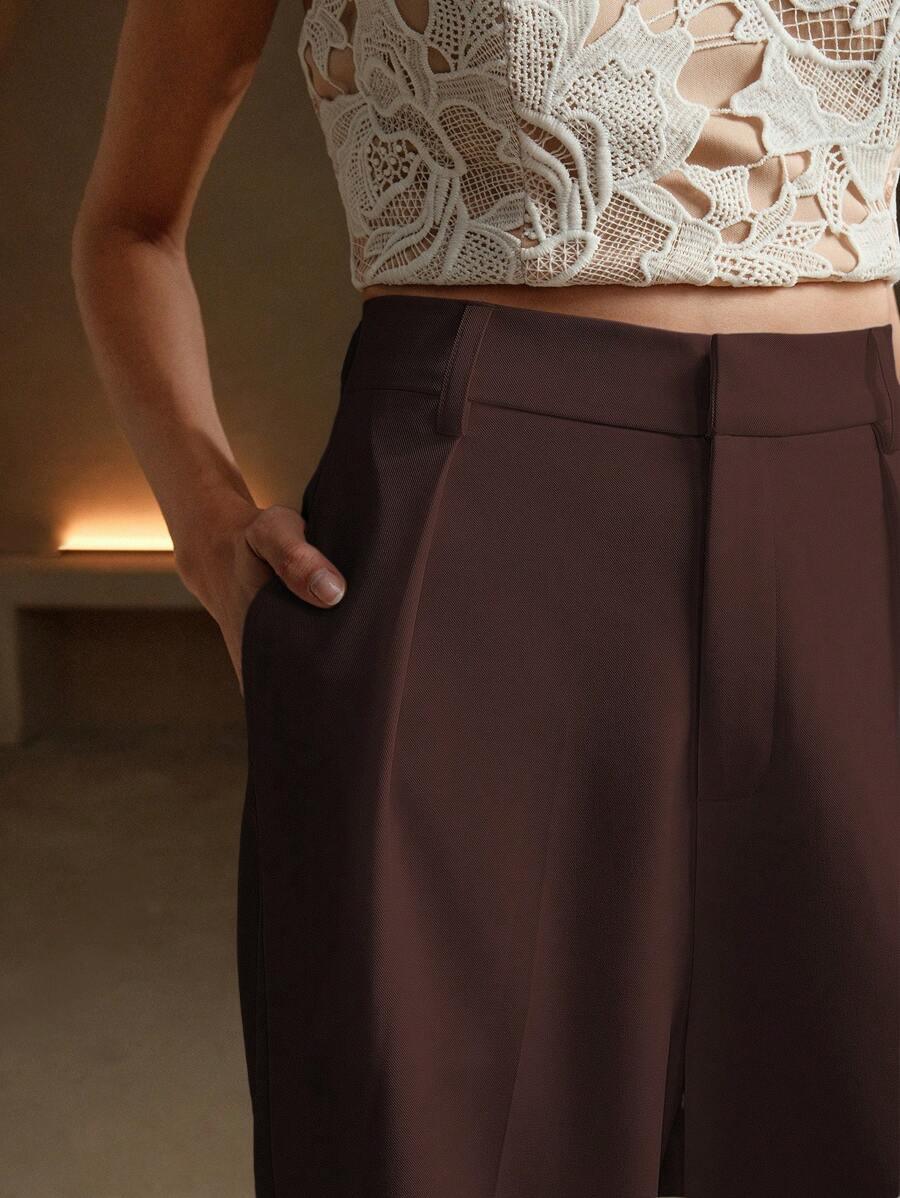 Wide-Leg Pleated Trousers with Zipper
