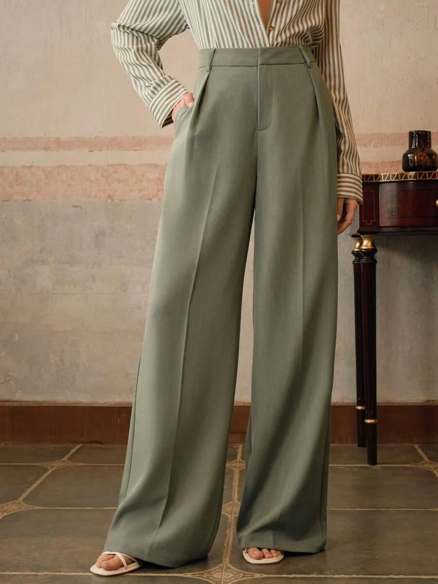 Wide-Leg Pleated Trousers with Zipper