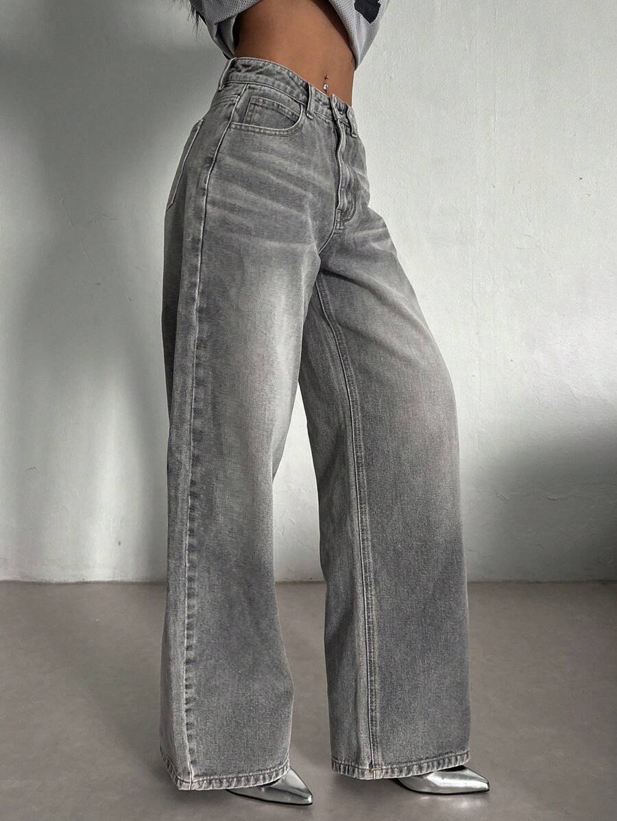 Low-Rise Straight Jeans