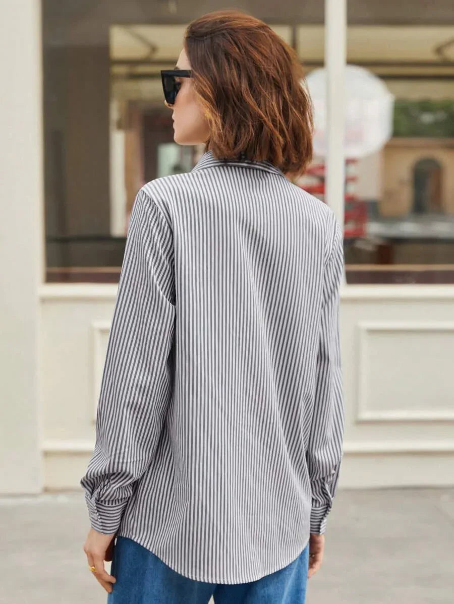 Camicia a righe a maniche lunghe con bottoni