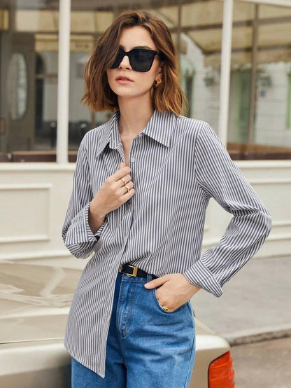 Camicia a righe a maniche lunghe con bottoni