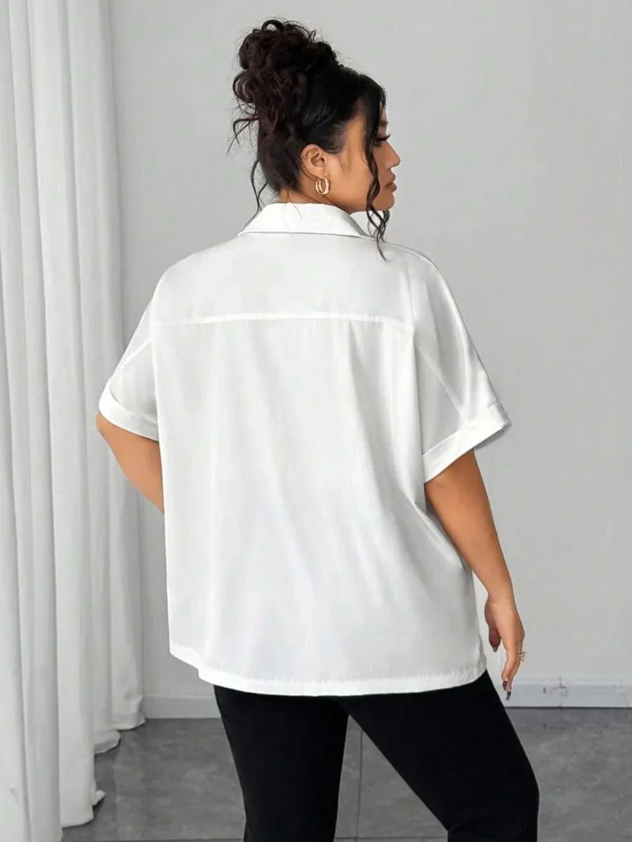 Camisa Abotonada con Manga Murciélago Talla Grande