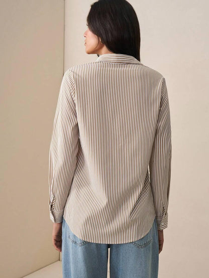 Camicia a righe a maniche lunghe con bottoni
