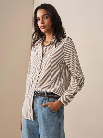 Camicia a righe a maniche lunghe con bottoni