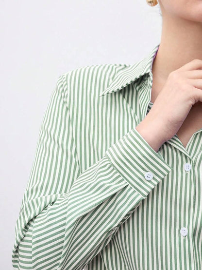 Camicia a righe a maniche lunghe con bottoni