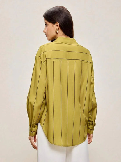 Office Shirt with Collar and Pockets