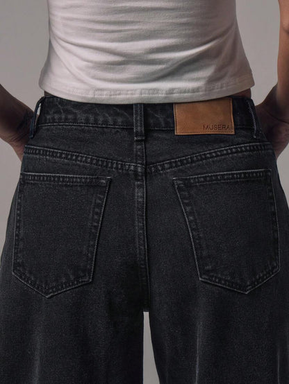 Jeans de Pierna Ancha y Tiro Medio con Botones Plateados