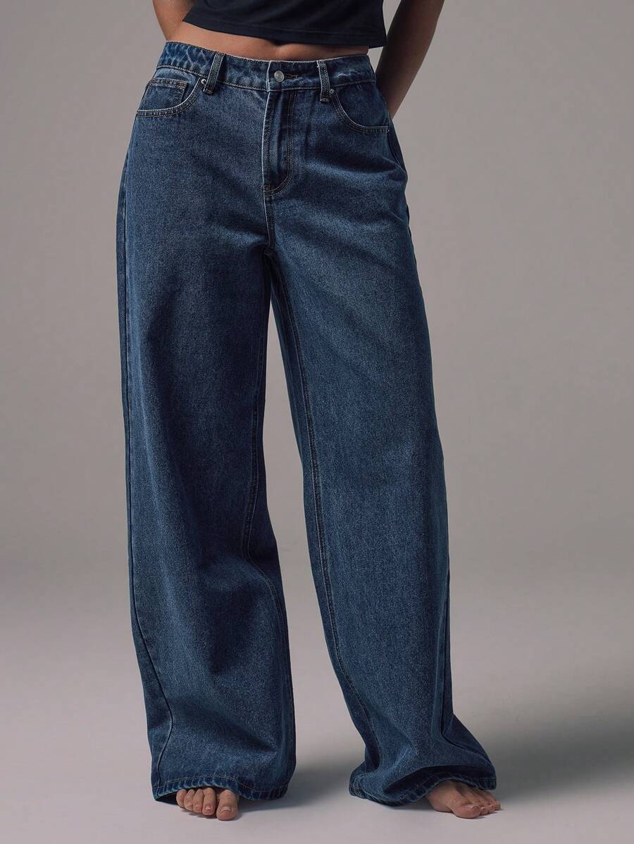 Jeans de Pierna Ancha y Tiro Medio con Botones Plateados