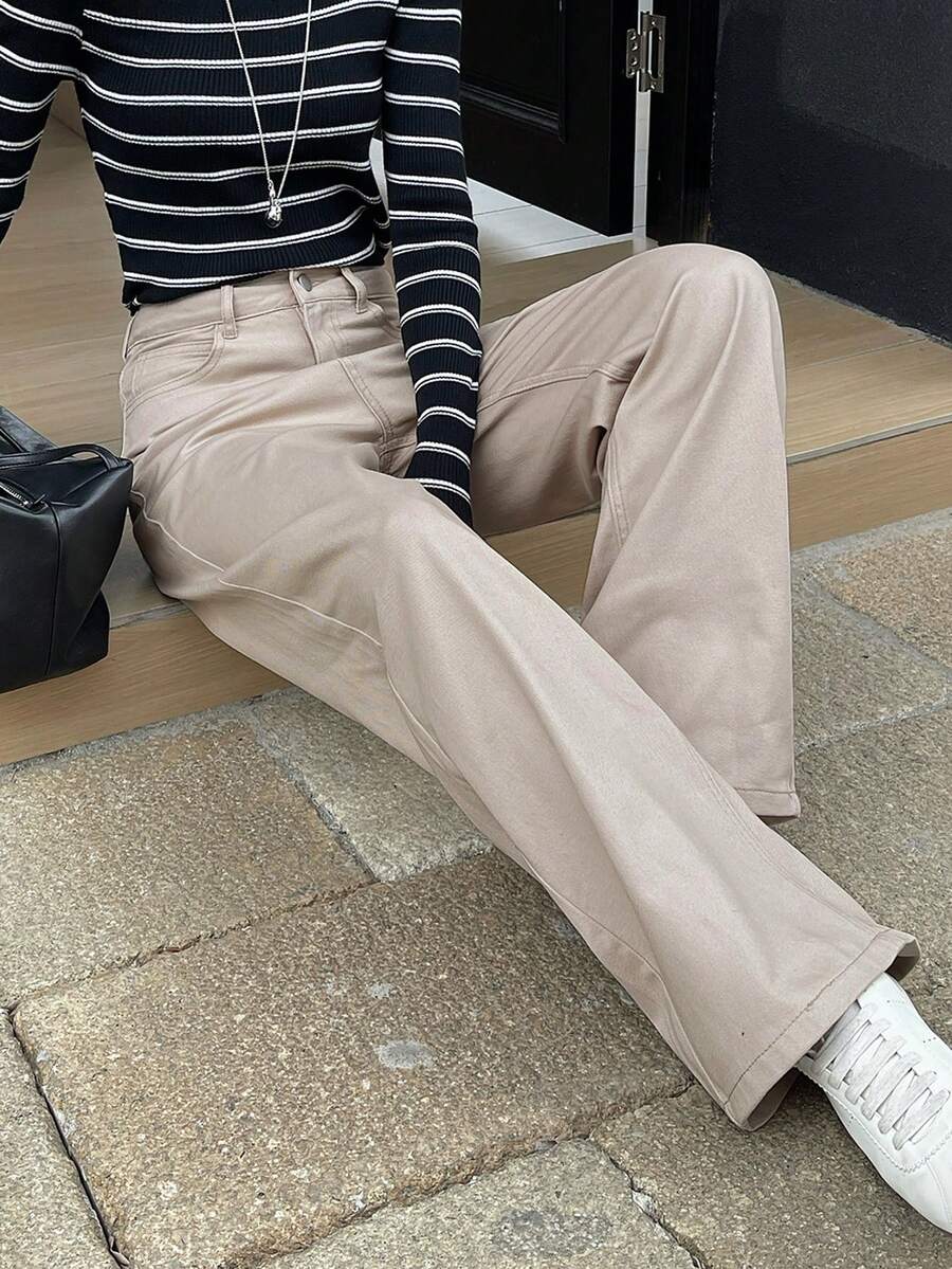 Low-Rise Straight Jeans