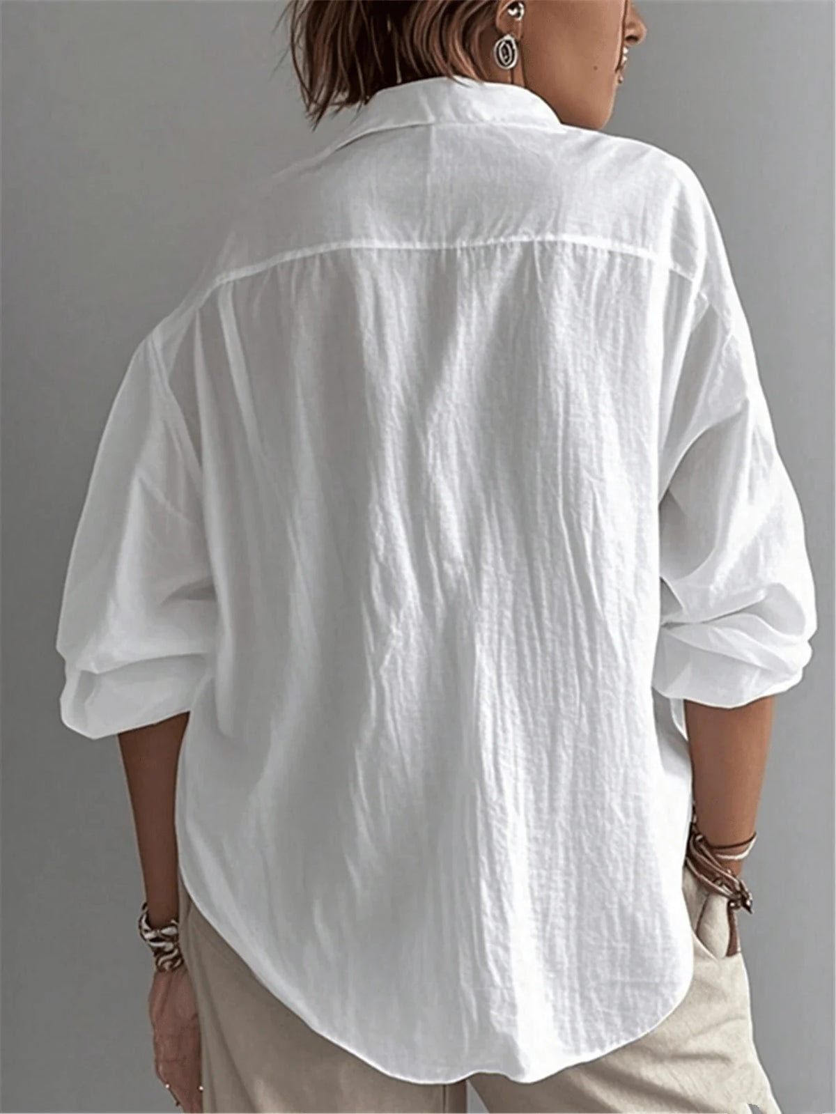 Camicia con maniche a vescovo taglia grande