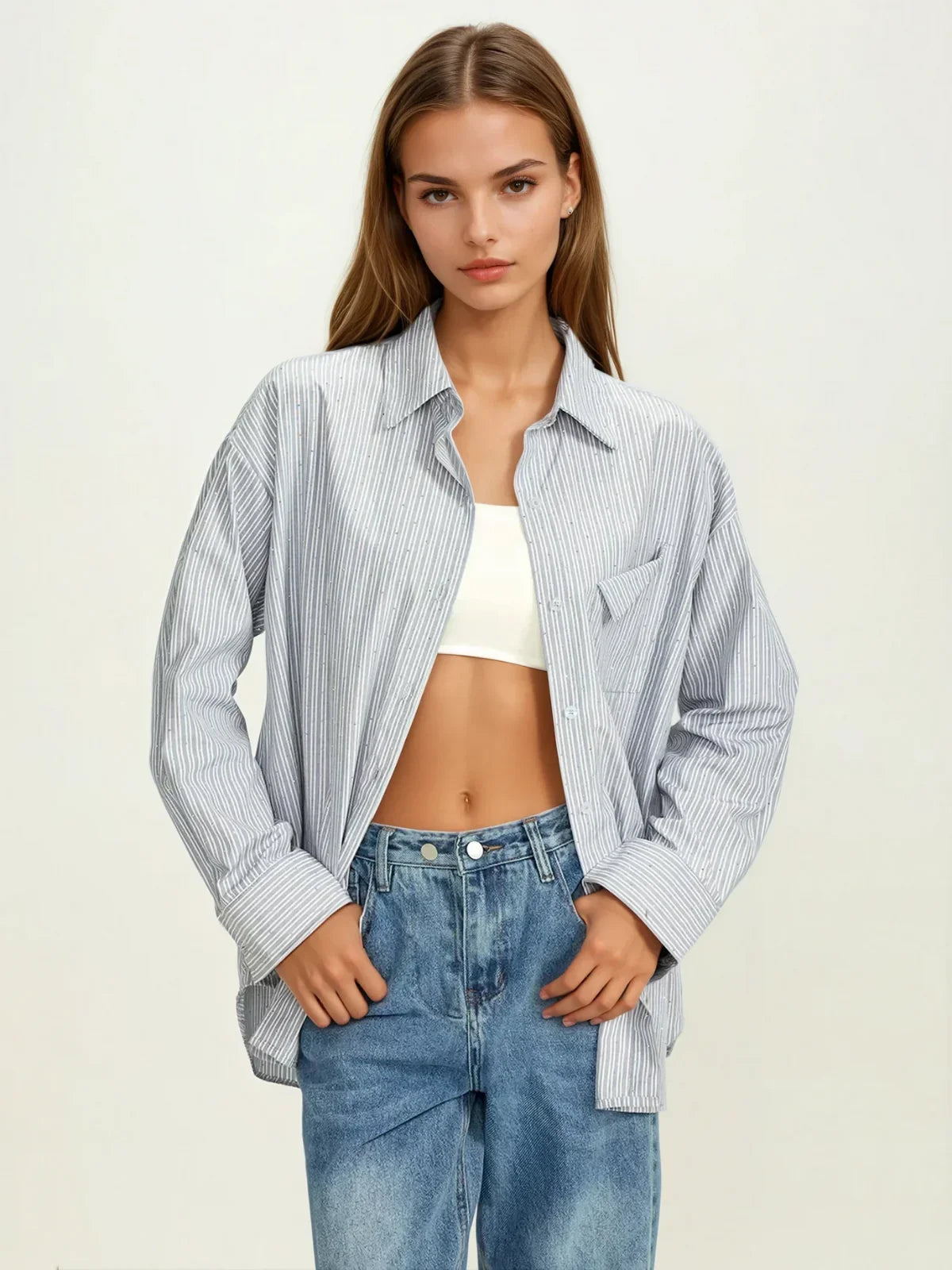 Camisa de Raya Diplomática con Pedrería y Bolsillos