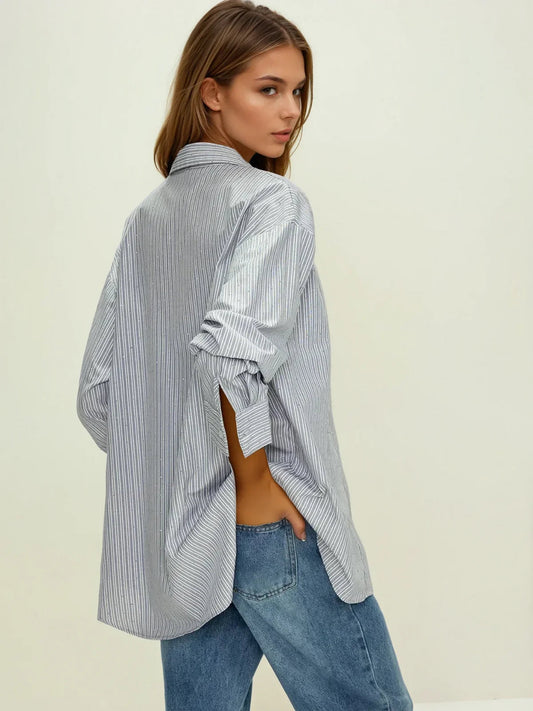 Camisa de Raya Diplomática con Pedrería y Bolsillos