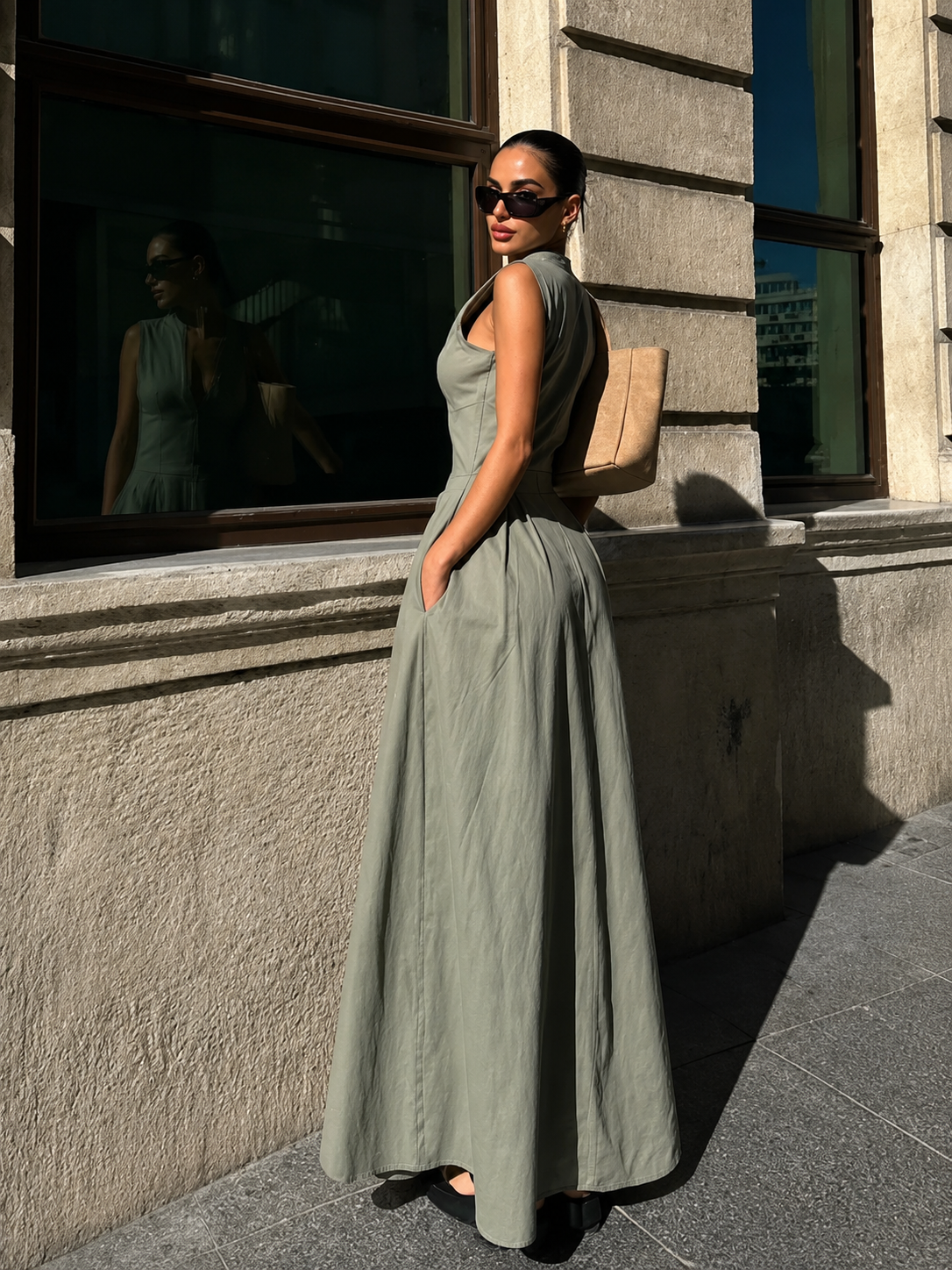 ANDREA | VESTIDO SIN MANGAS DE CINTURA ALTA