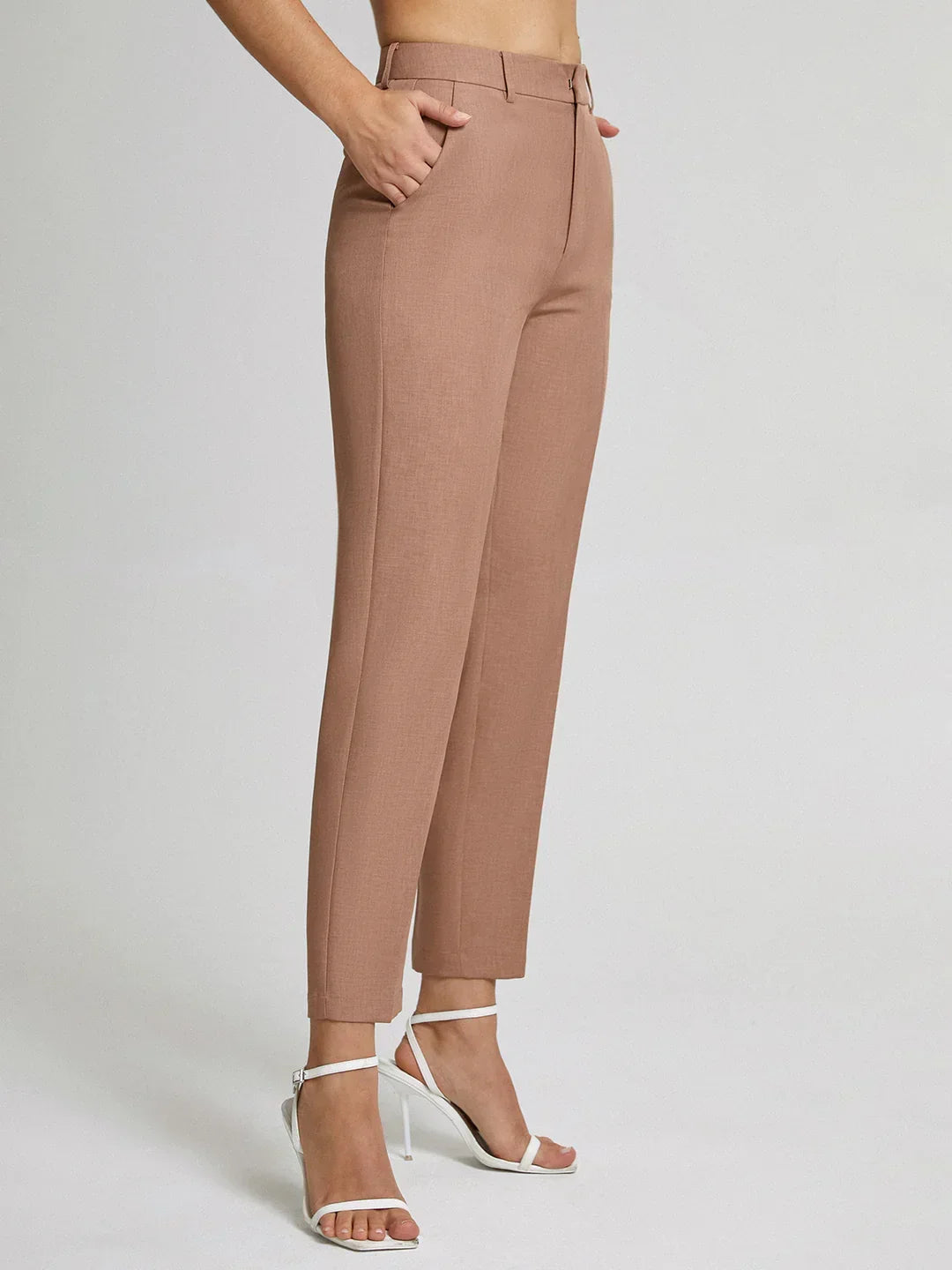 Pantalón Tobillero de Corte Sastre