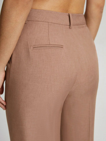 Pantalón Tobillero de Corte Sastre