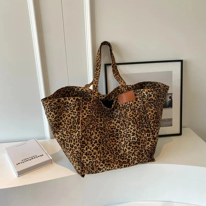 MÓNICA | BOLSO TOTE ESTAMPADO LEOPARDO
