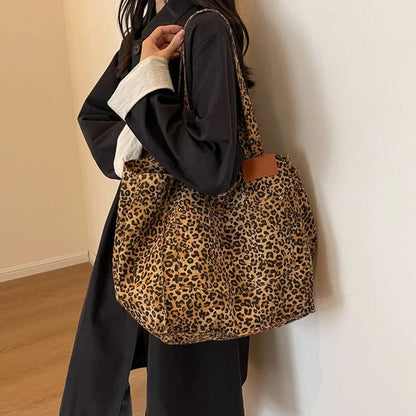 MÓNICA | BOLSO TOTE ESTAMPADO LEOPARDO