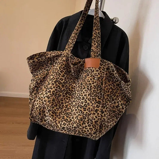 MÓNICA | BOLSO TOTE ESTAMPADO LEOPARDO