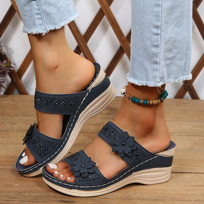 TALÍA | SANDALIAS DE CUÑA FLORAL