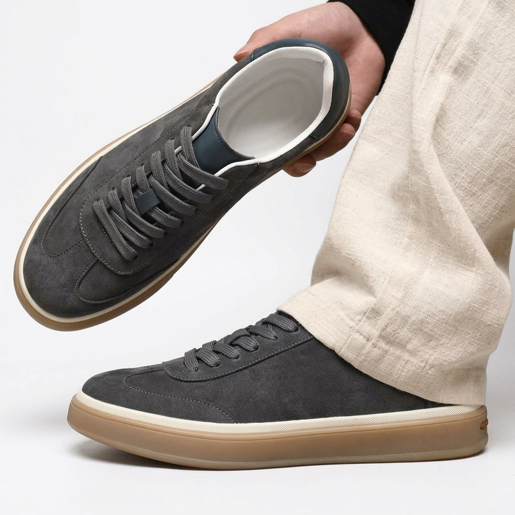 Sneakers casual in camoscio