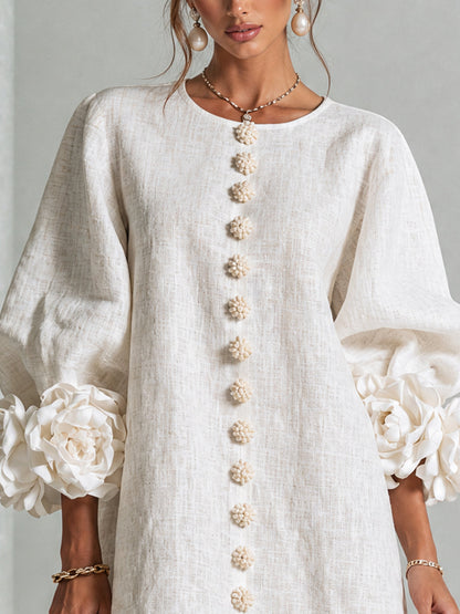 Mini Vestido Floral Blanco con Botones y Mangas Floreadas