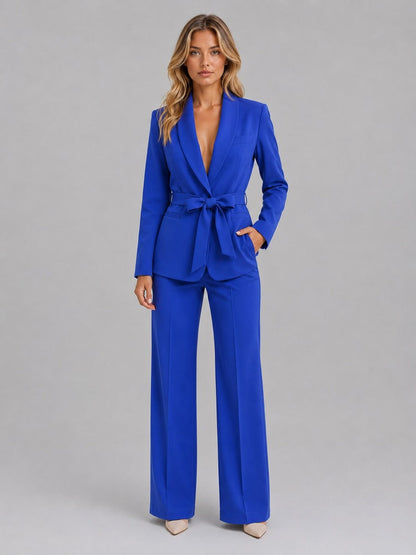 Genziana | Conjunto de Dos Piezas con Blazer de Cuello Chal y Cinturón
