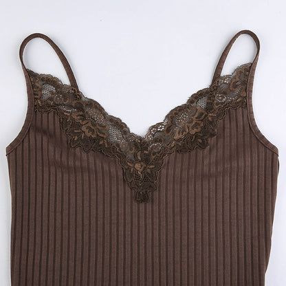 ADRIANA | BLUSA DE ENCAJE SIN MANGAS
