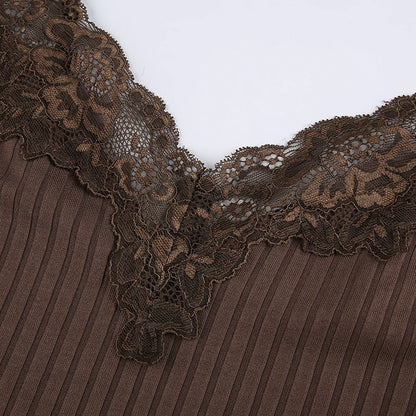 ADRIANA | BLUSA DE ENCAJE SIN MANGAS
